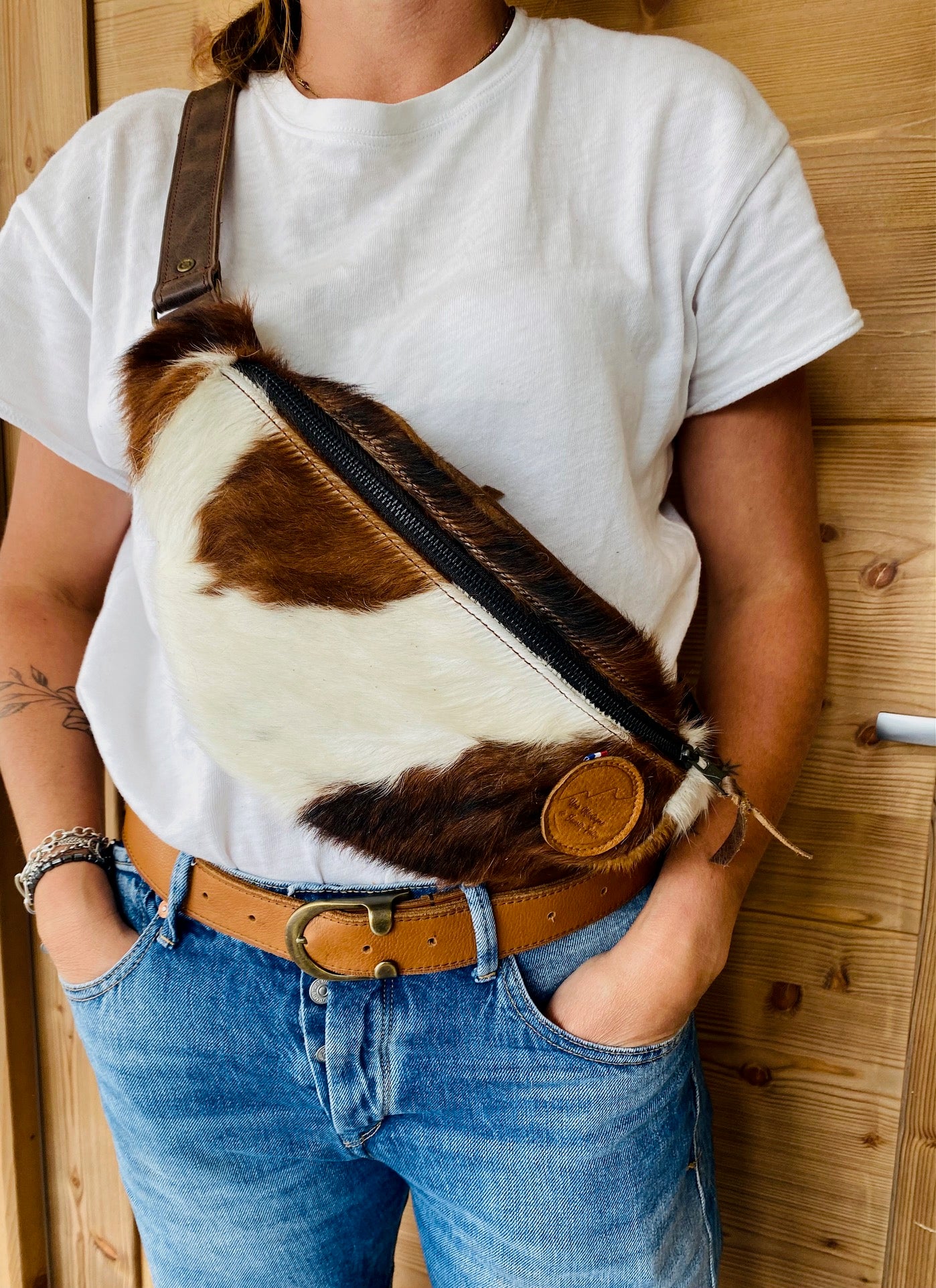 Sac banane peau de vache à poils