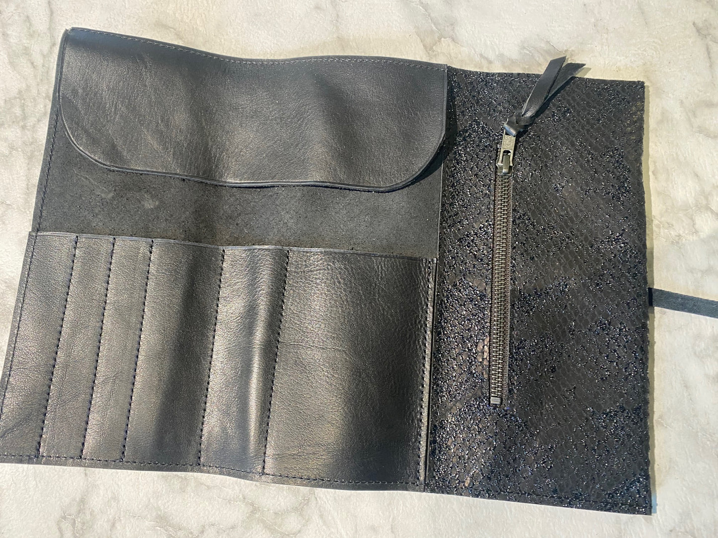 Pochette à maquillage noir python